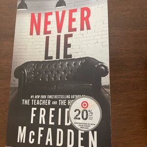 Never Lie by Freida McFadden Book